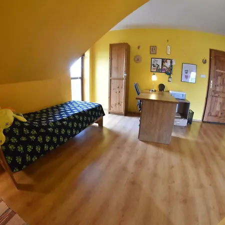 Villa Comfortable House With Garden *