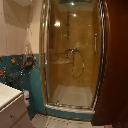 Comfortable House With Garden * Manki