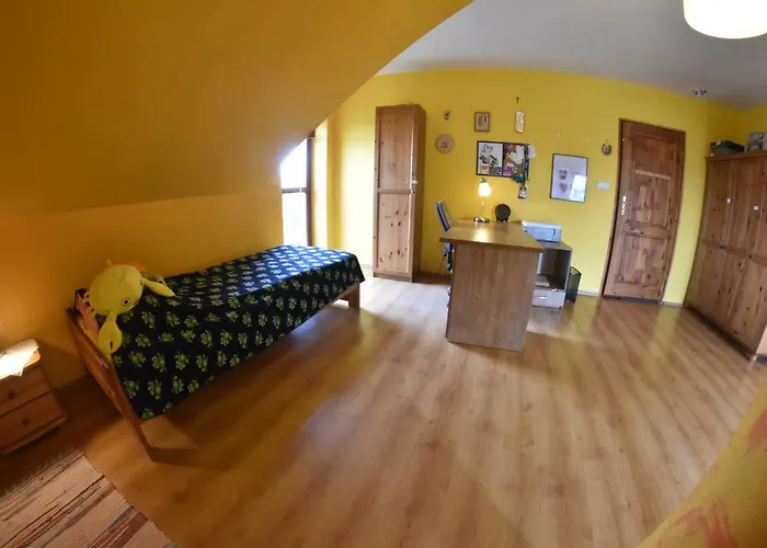 Вилла Comfortable House With Garden *