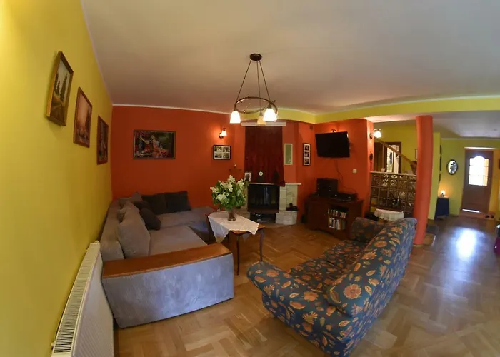 Вилла Comfortable House With Garden *